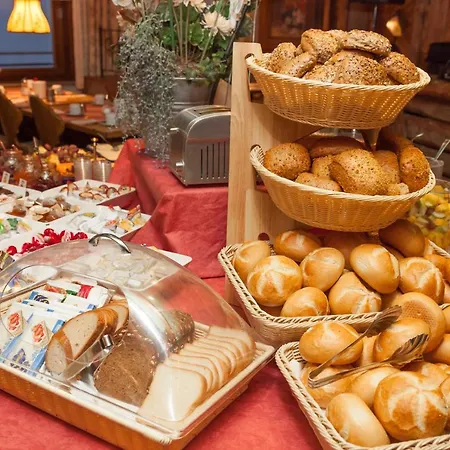 Berggasthof Zum Wilddieb Готель Віллінген