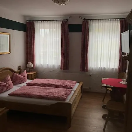 Berggasthof Zum Wilddieb ヴィリンゲン